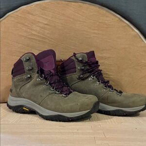 Columbia Light Charcoal and Purple Hiking Boots
